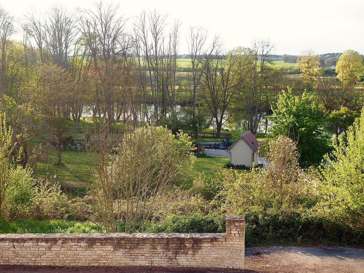 Chambres D'Hotes Les Coutas Mailly-la-Ville Eksteriør bilde